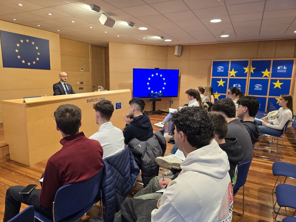 Estudiantes de Periodismo conocen desde dentro la comunicación institucional europea